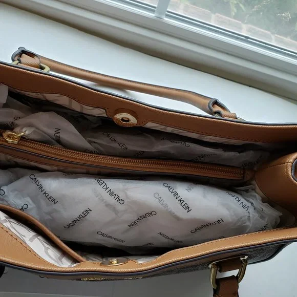 NWT CALVIN KLEIN Logo Satchel.